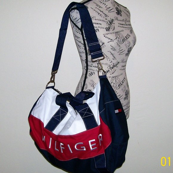 NWT Unisex Tommy Hilfiger Duffle Bag - Picture 2 of 5